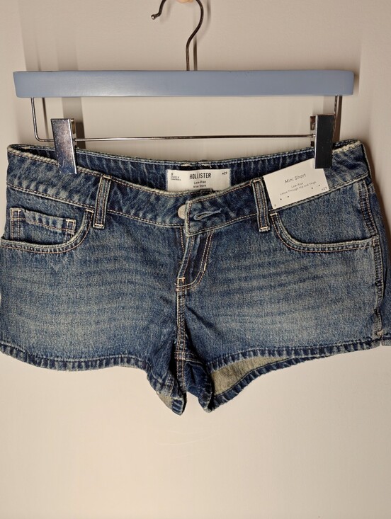Hollister Pants - Hollister Low-Rise Dark Wash Denim Mini Shorts 8/9/29W